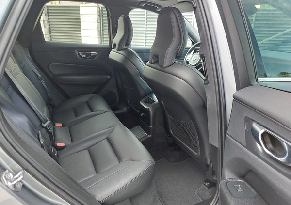 Volvo XC 60 cena 159000 przebieg: 65000, rok produkcji 2019 z Grudziądz małe 191